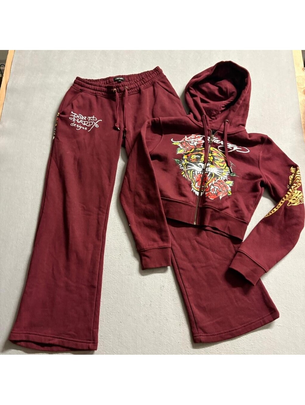 Ed Hardy Womens Tracksuit Set Small Maroon Tiger Graphic Crop Hoodie Sweatpants